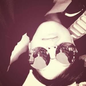 Meet your Posher, Yang hue